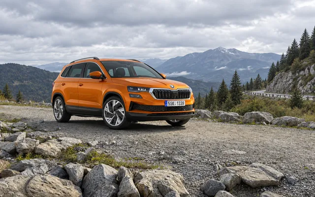 Nowa Škoda Karoq potwierdzona: co wiadomo o PHEV Nowa Škoda Karoq potwierdzona: co wiadomo o PHEV