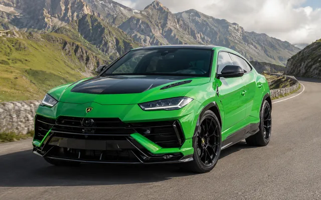 Lamborghini Urus SE Performante: 812 KM, Rally i nowe zawieszenie