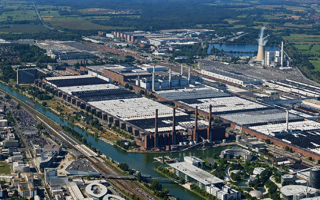 Volkswagen i redukcja 100 000 etatów: co wiadomo w lipcu 2026 roku