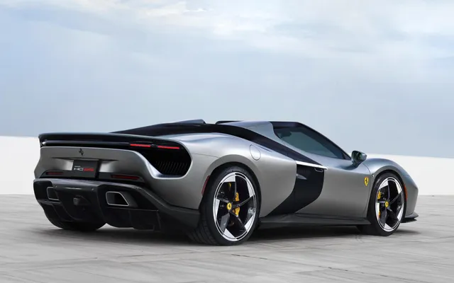 Ferrari HC25: Unikatowy kabriolet V8 na bazie F8 Spider