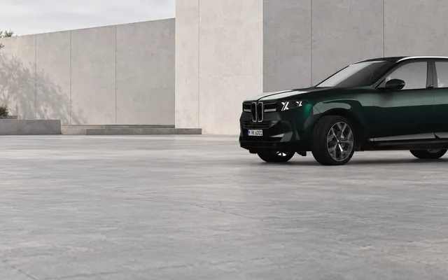 BMW X5 50e, M60e i iX5: różnice, zasięg i ceny