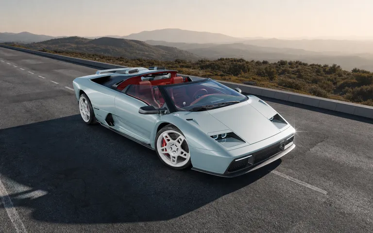 Eccentrica V12 Roadster: Diablo z karbonem i manualną skrzynią Eccentrica V12 Roadster: Diablo z karbonem i manualną skrzynią