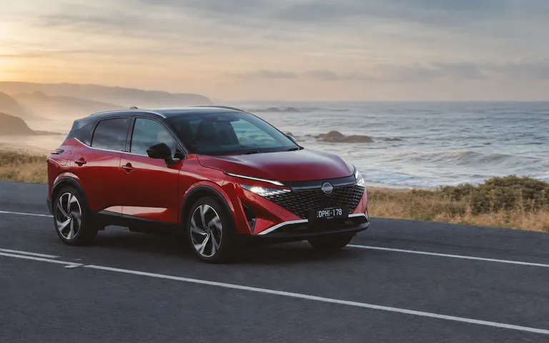 Nissan Qashqai e-POWER: jak działa hybryda bez napędu kół silnikiem benzynowym